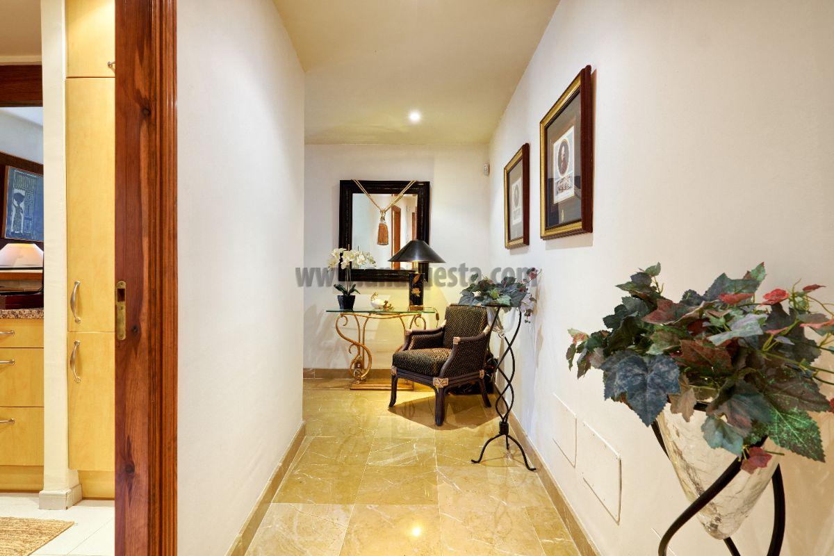 Corridor Corridor