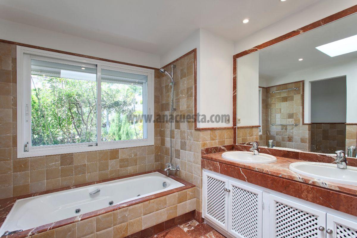 Bathroom Bathroom