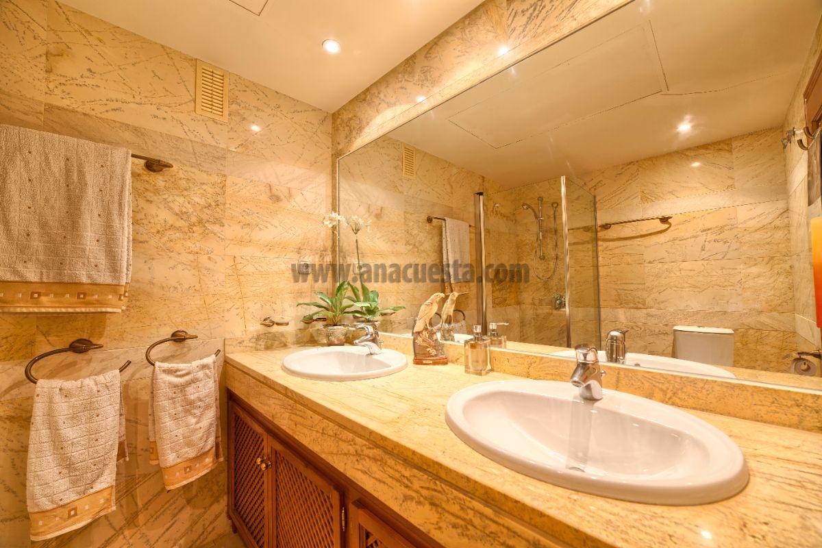 Bathroom Bathroom