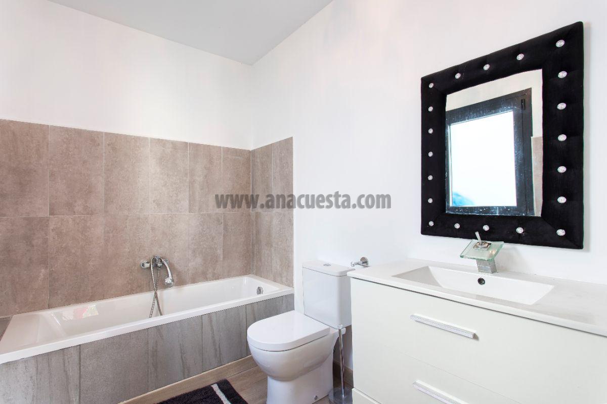 Bathroom Bathroom