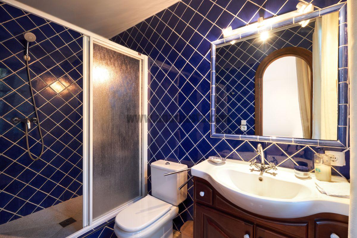 Bathroom Bathroom