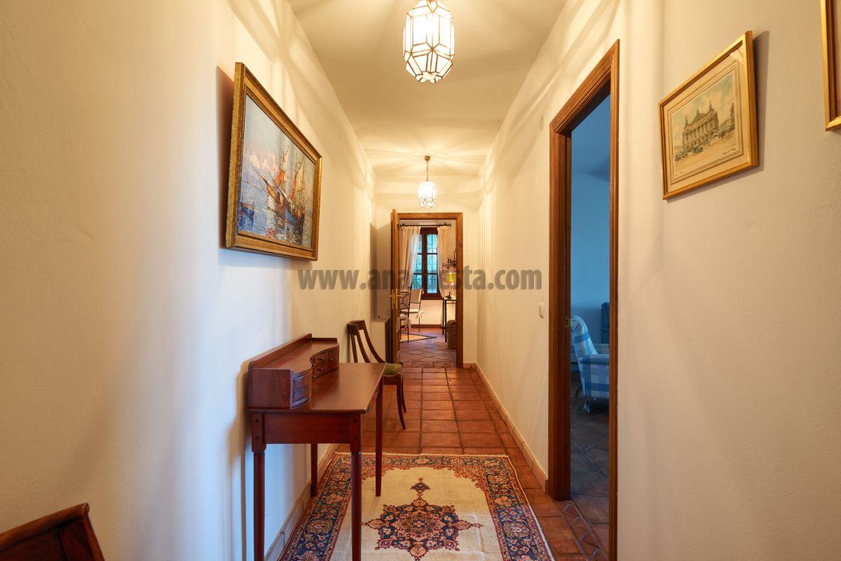 Corridor Corridor