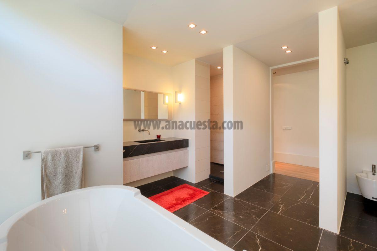Bathroom Bathroom
