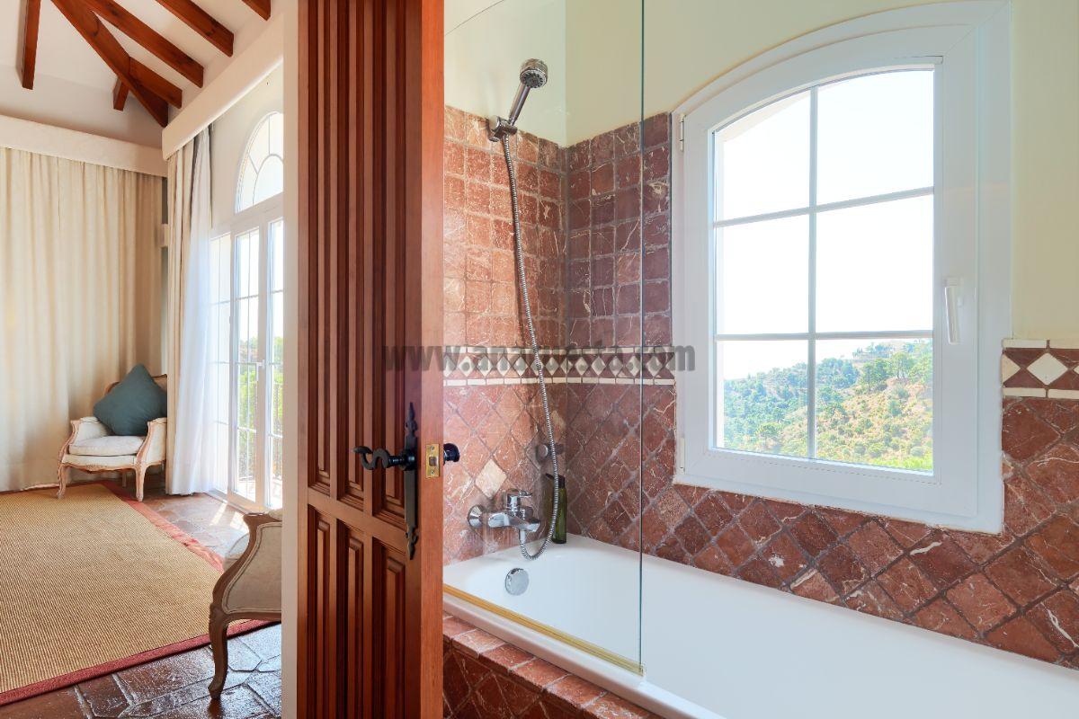 Bathroom Bathroom