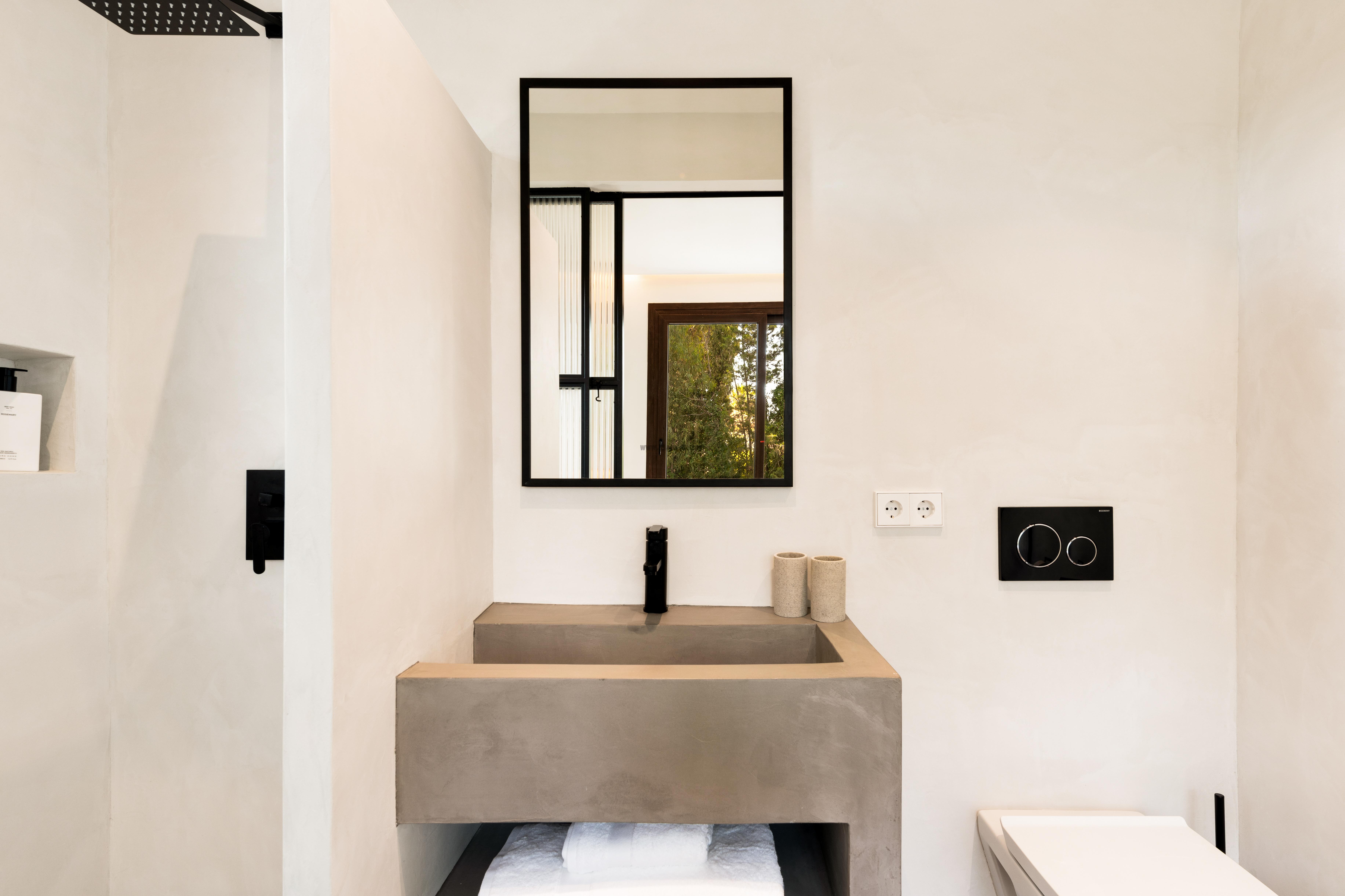 Bathroom Bathroom