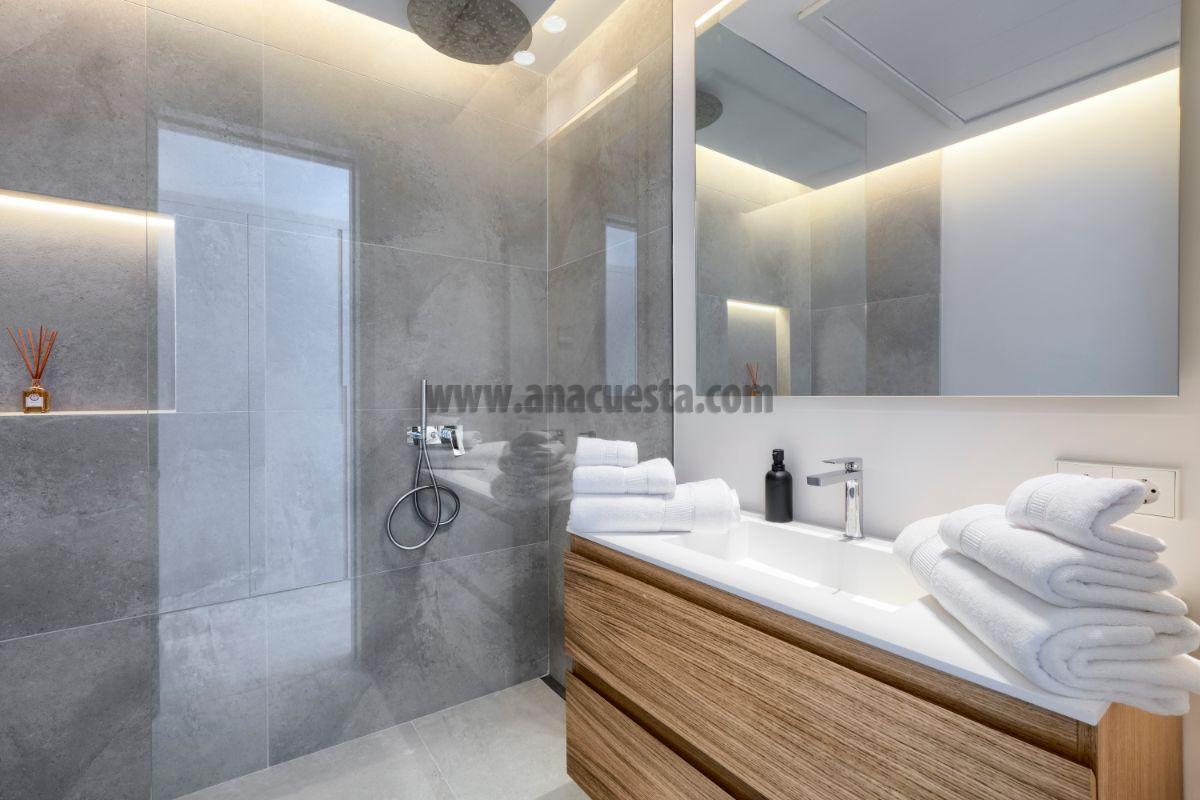 Bathroom Bathroom