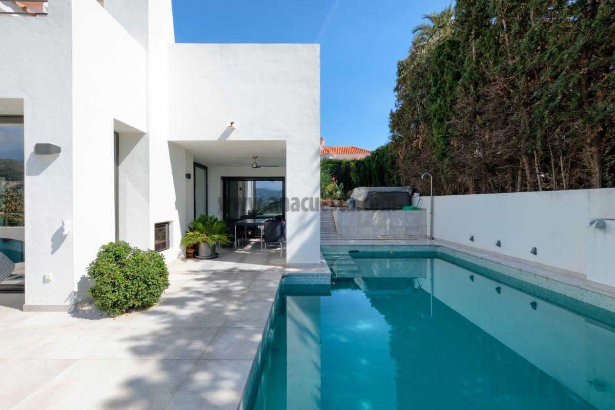 Swimming pool Swimming pool