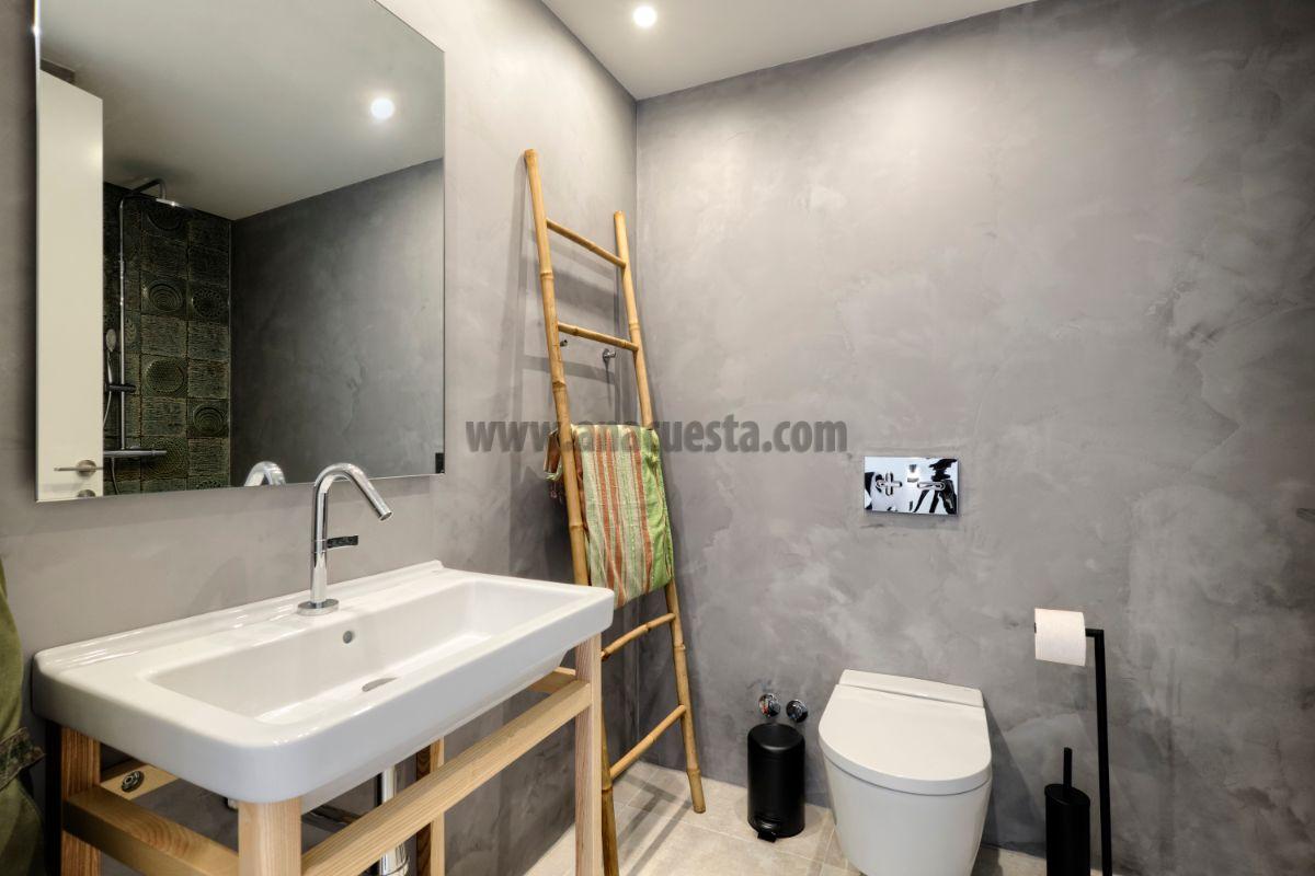 Bathroom Bathroom
