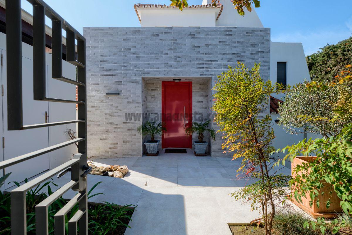Entry/Exit Entry/Exit