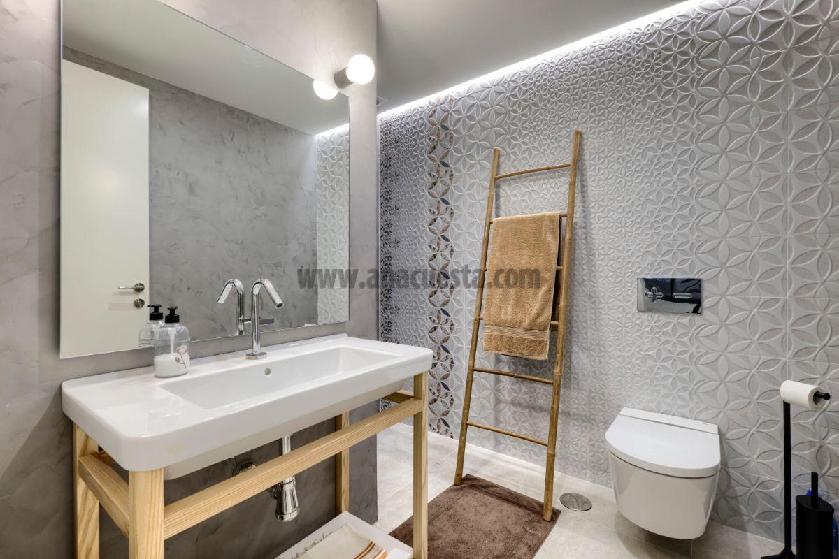 Bathroom Bathroom