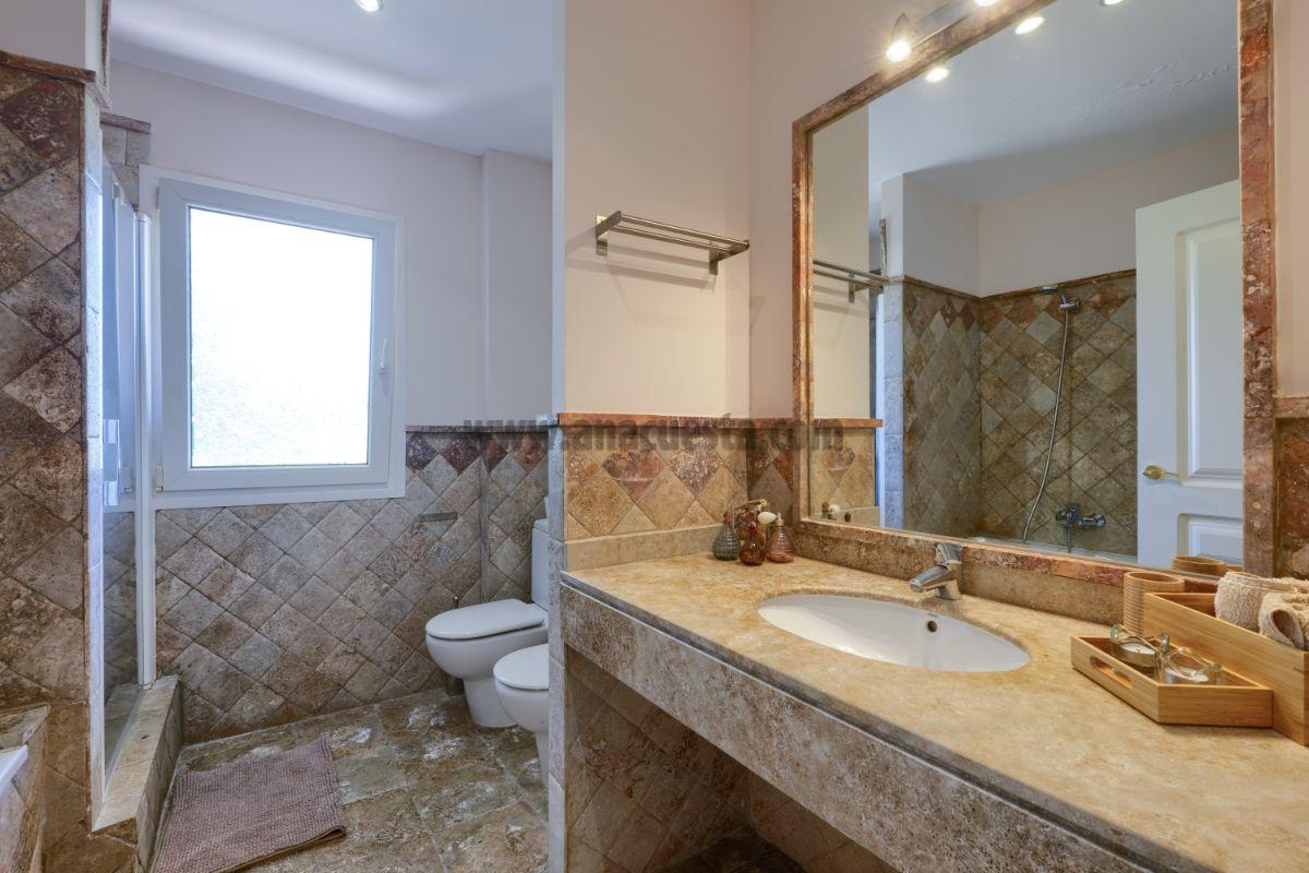 Bathroom Bathroom