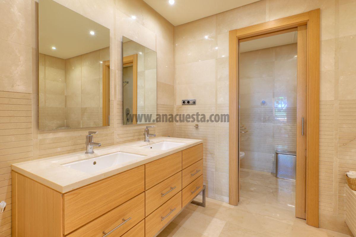 Bathroom Bathroom
