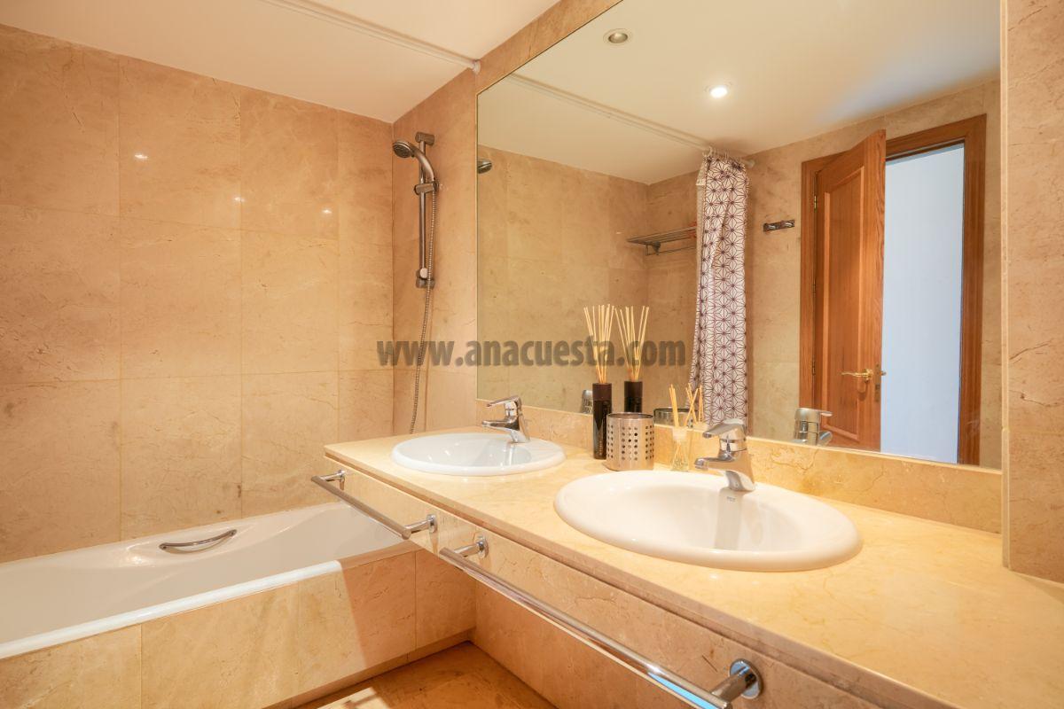 Bathroom Bathroom