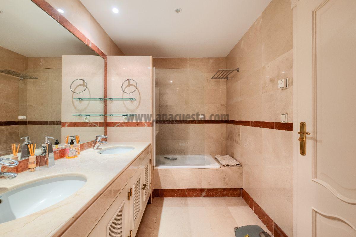 Bathroom Bathroom
