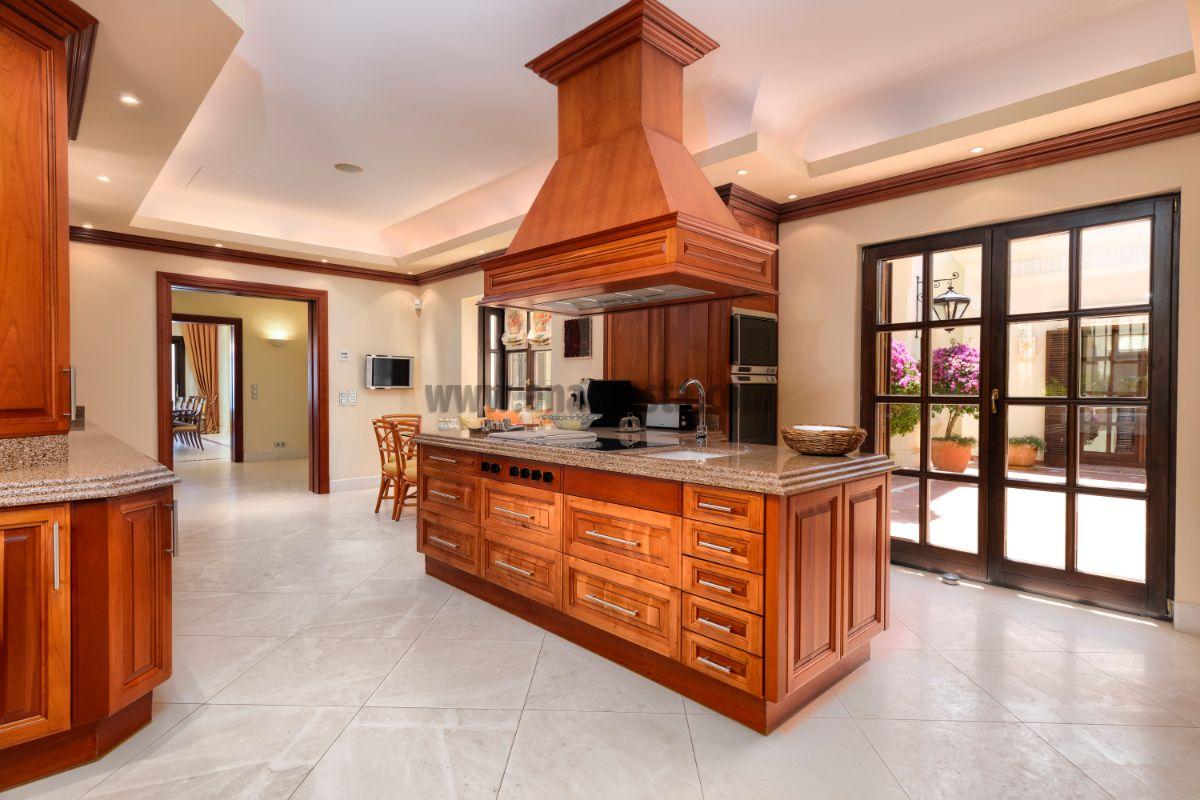Kitchen Kitchen