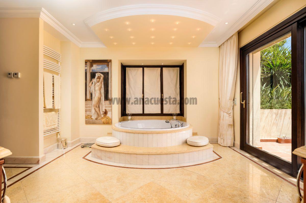 Bathroom Bathroom