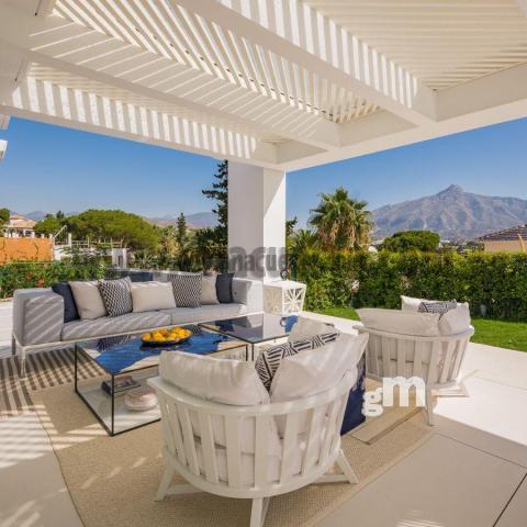 For sale of villa in Marbella