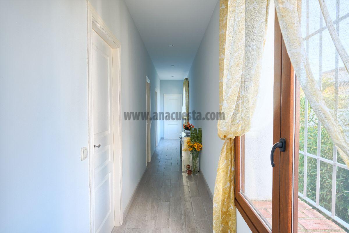 Corridor Corridor