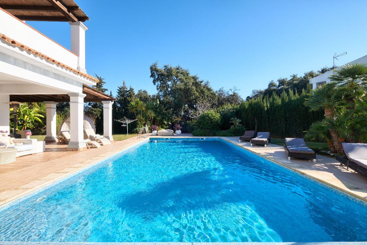 Swimming pool Swimming pool