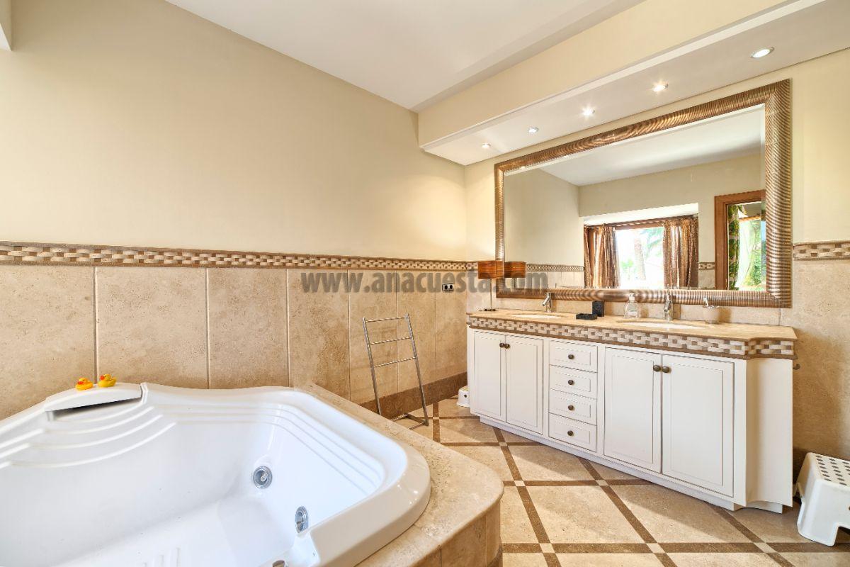 Bathroom Bathroom