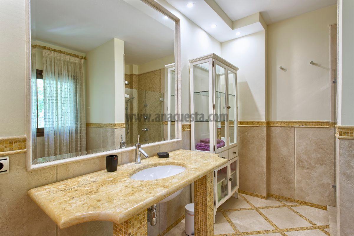 Bathroom Bathroom