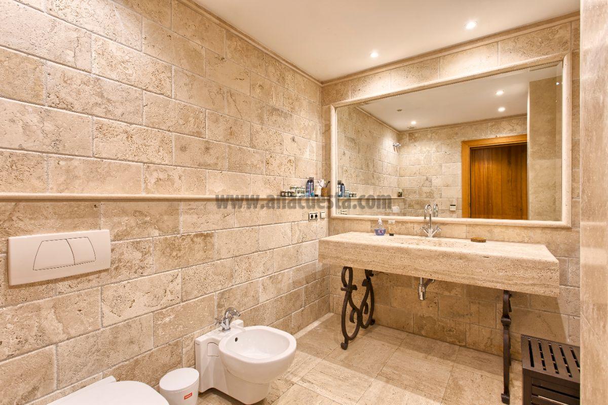 Bathroom Bathroom
