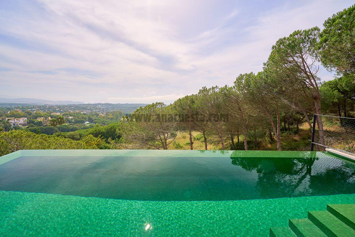 Venta de villa en San Roque