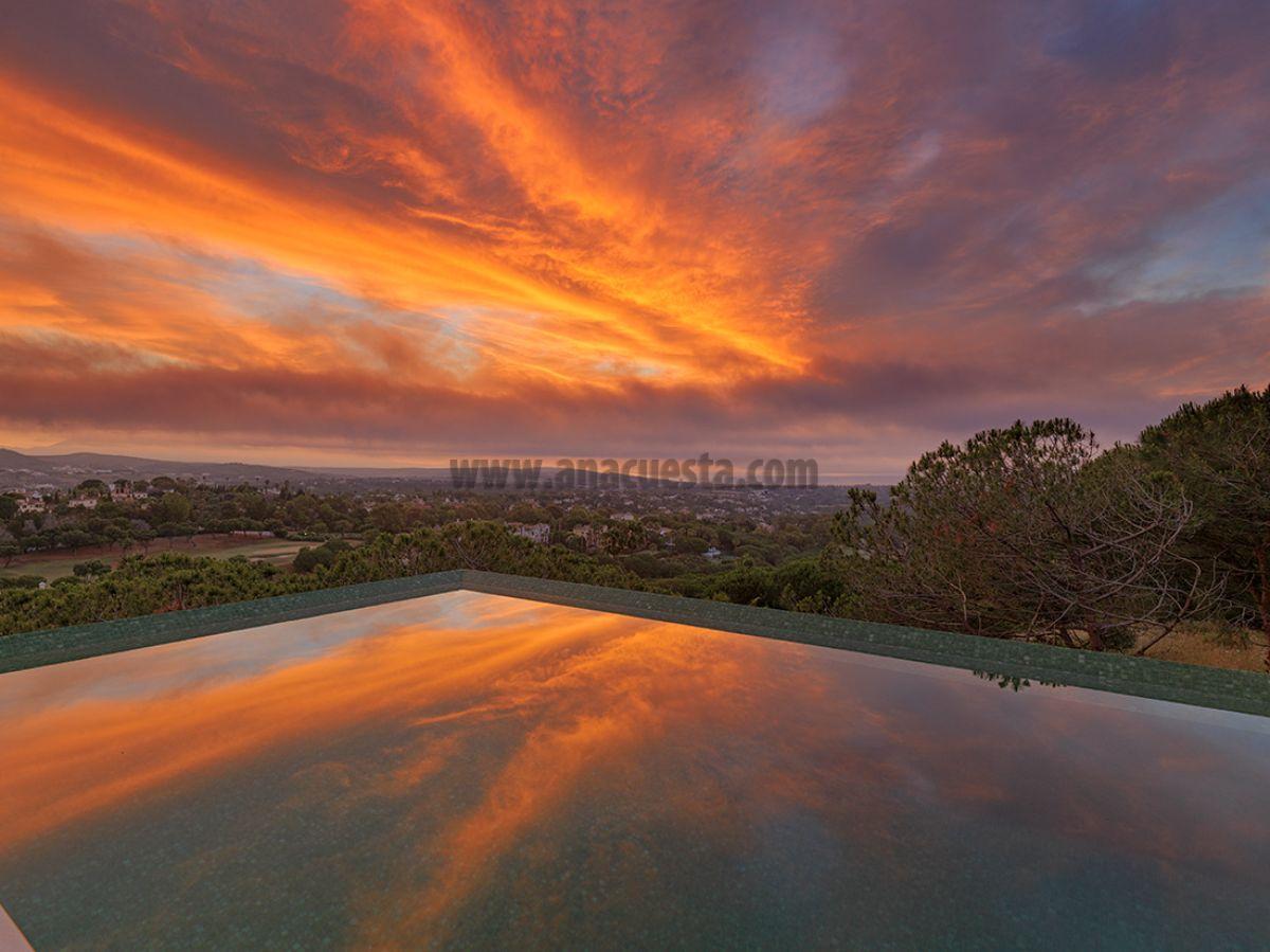 Venta de villa en San Roque