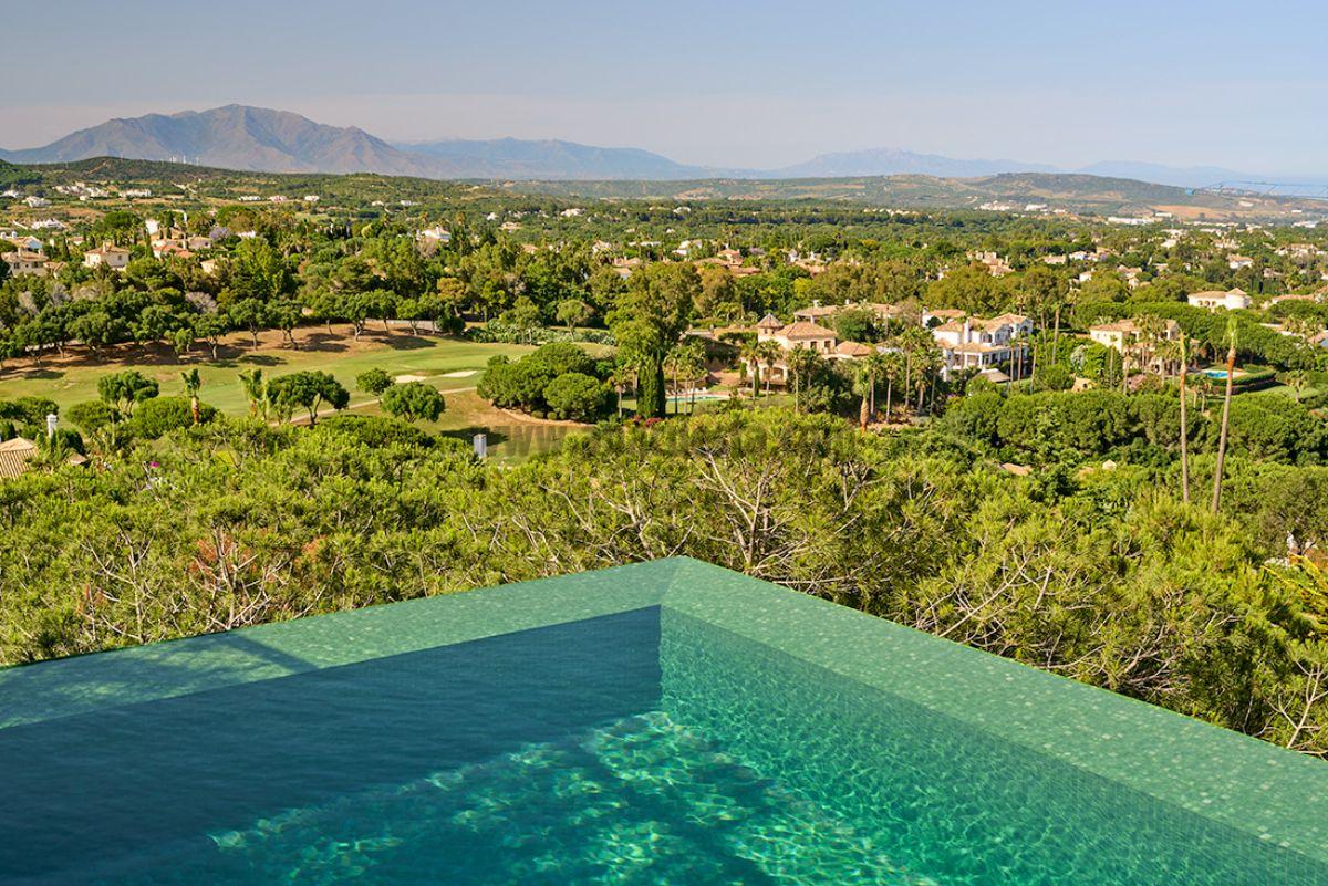 Venta de villa en San Roque