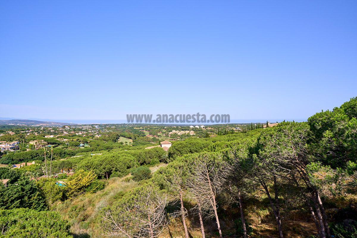 For sale of villa in San Roque