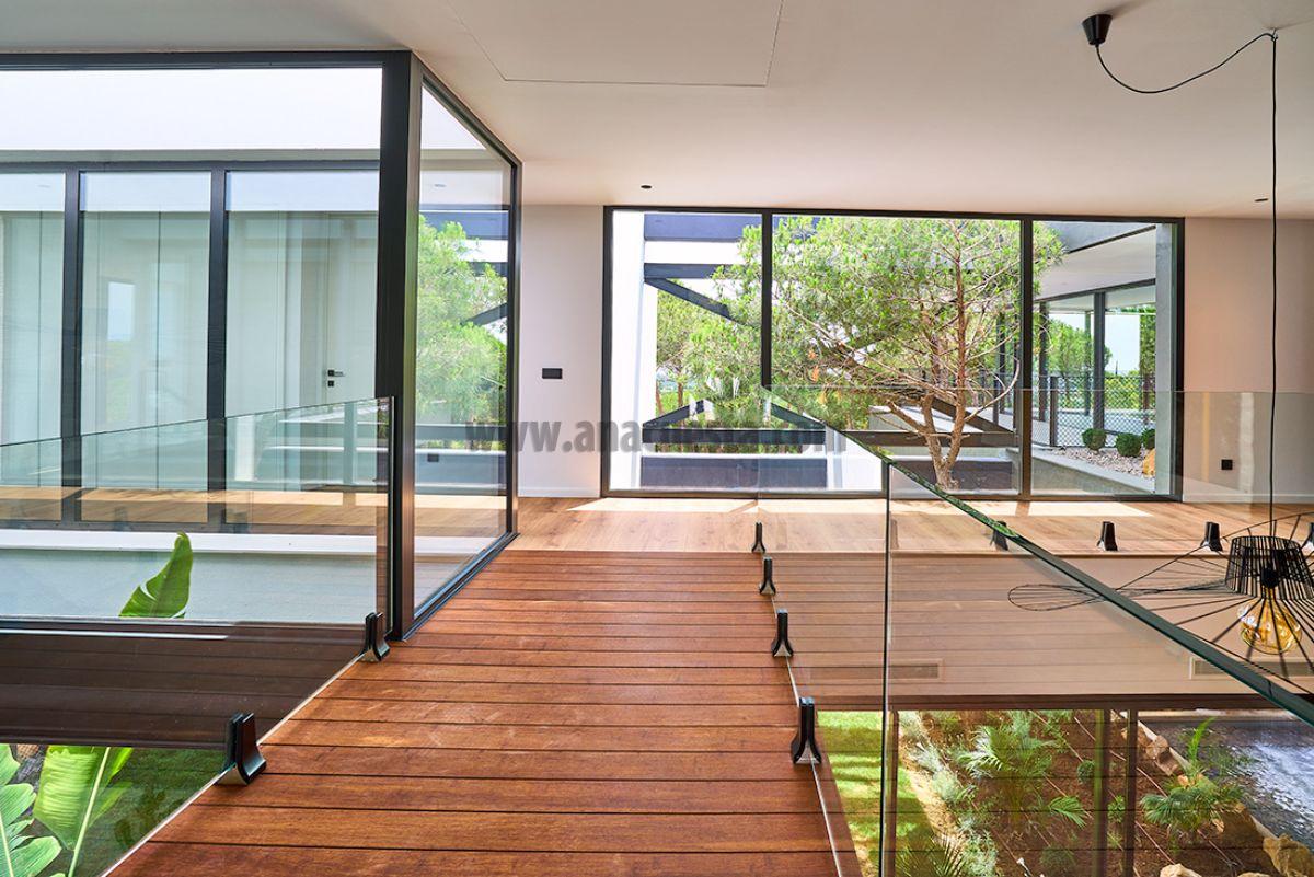 Venta de villa en San Roque