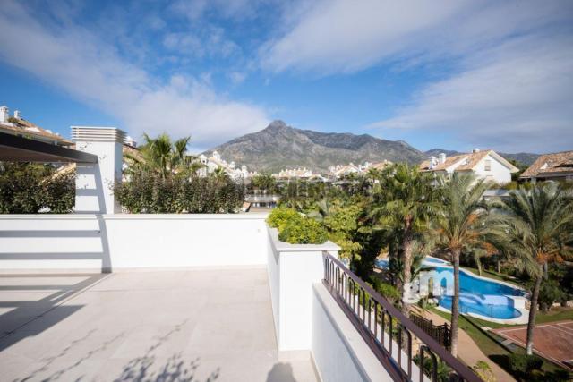 For sale of apartment in Marbella