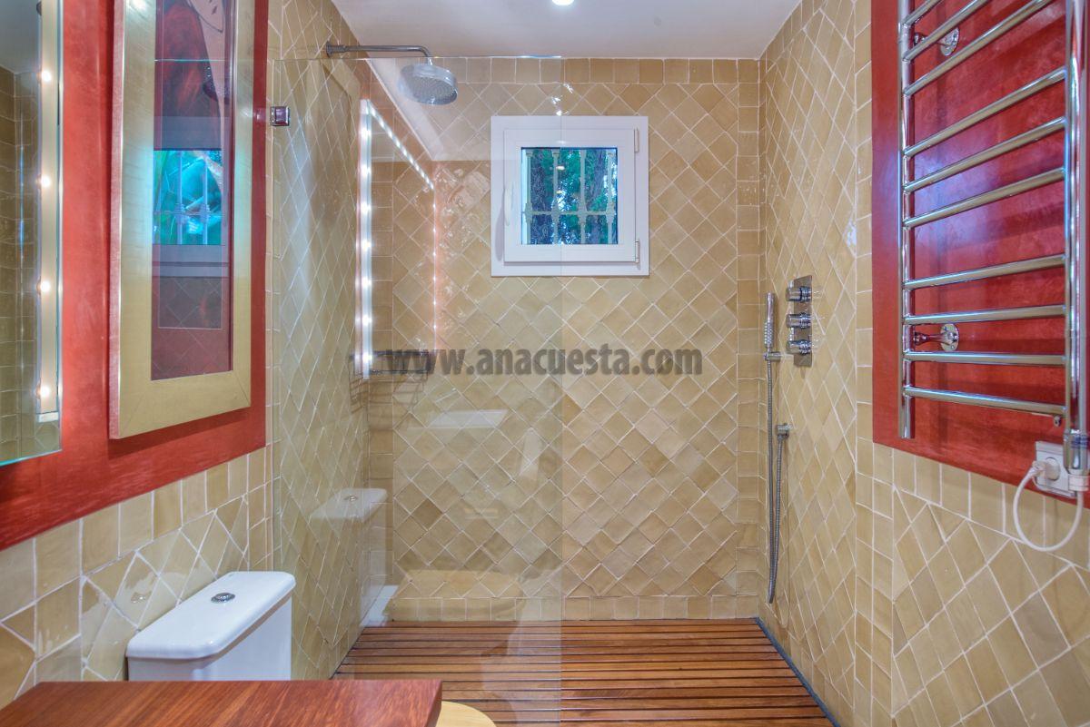 Bathroom Bathroom
