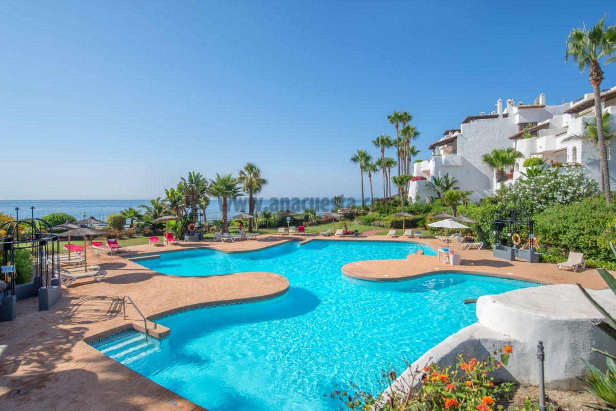 Swimming pool Swimming pool