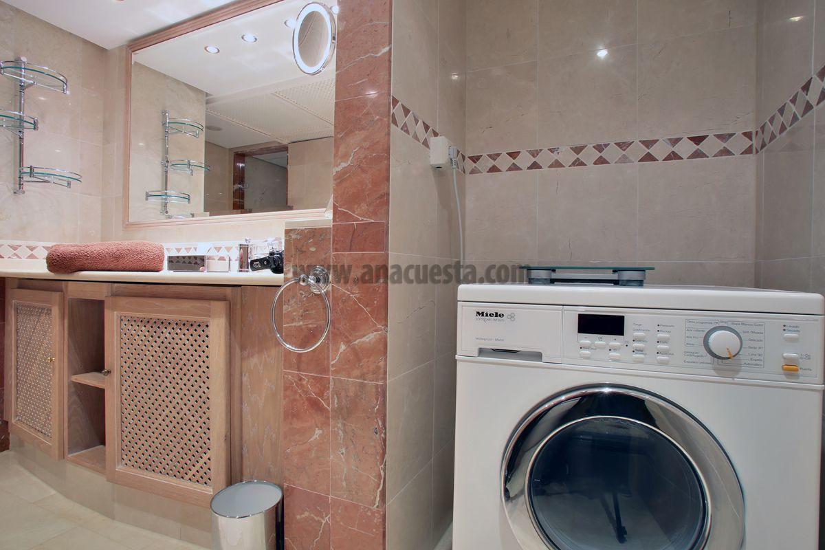 Bathroom Bathroom
