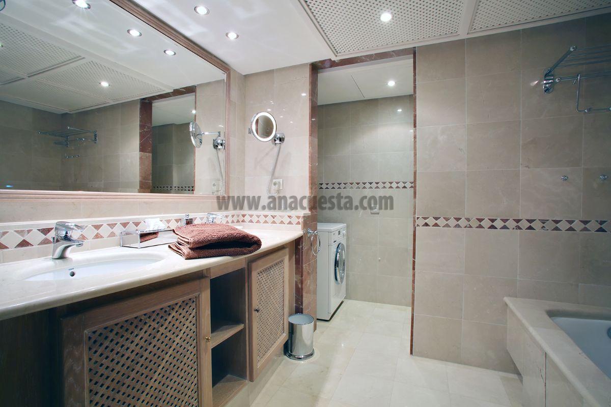 Bathroom Bathroom
