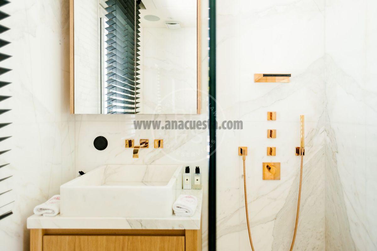 Bathroom Bathroom