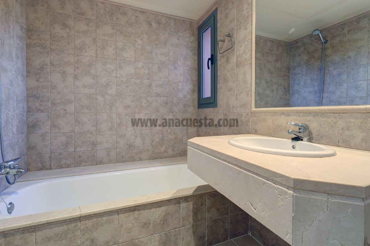 Bathroom Bathroom