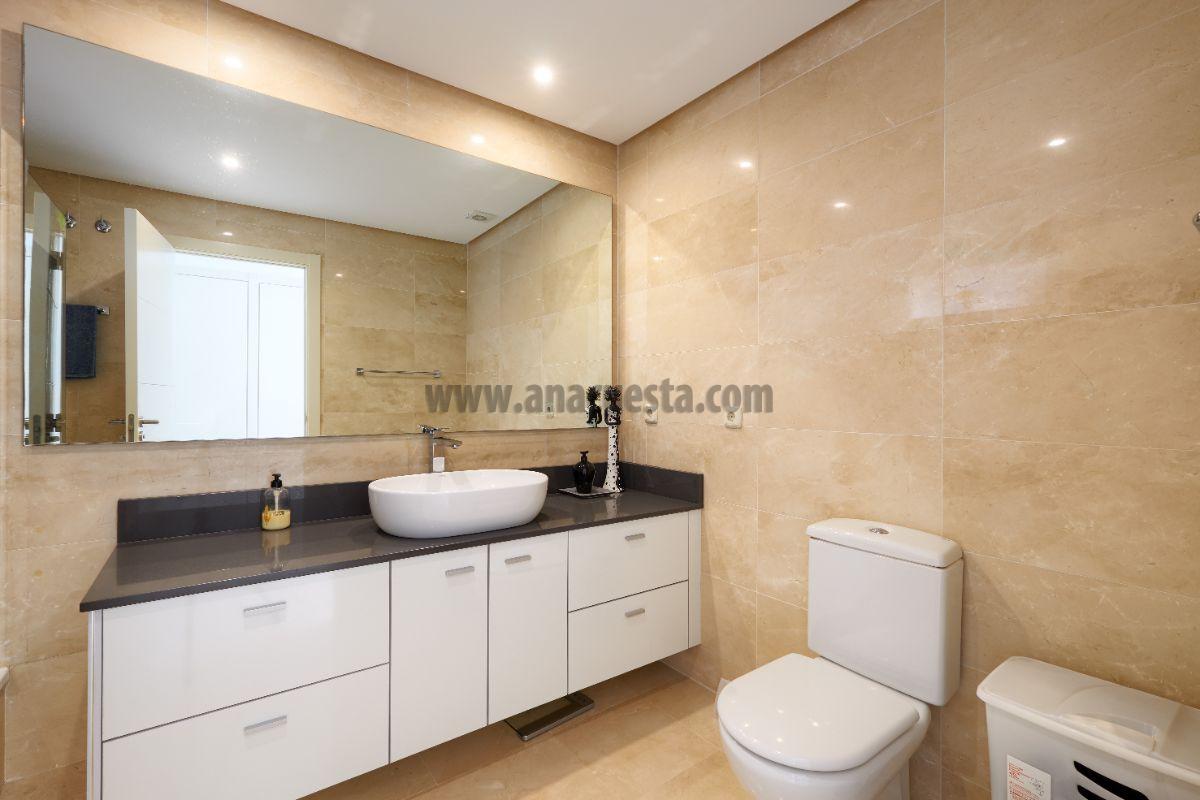 Bathroom Bathroom