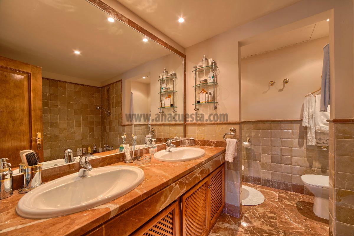 Bathroom Bathroom
