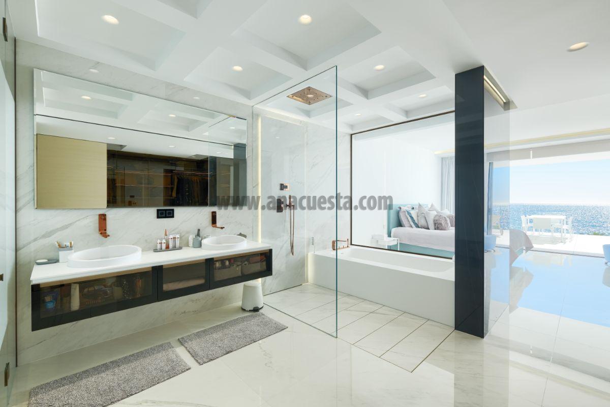 Bathroom Bathroom
