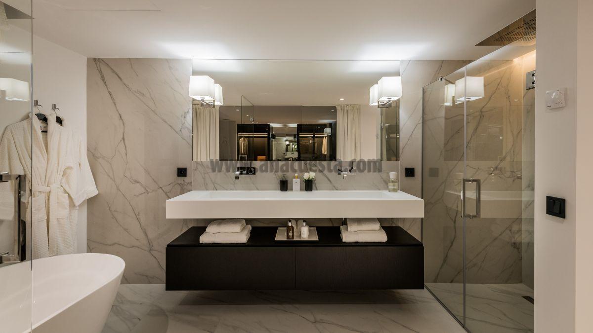 Bathroom Bathroom
