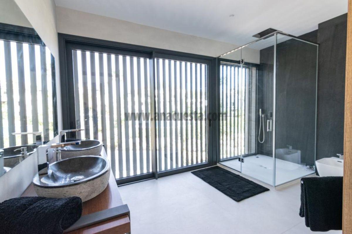 Bathroom Bathroom