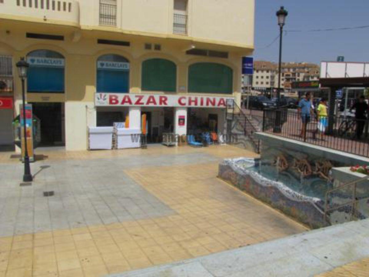 Venta de local comercial en San Luis de Sabinillas
