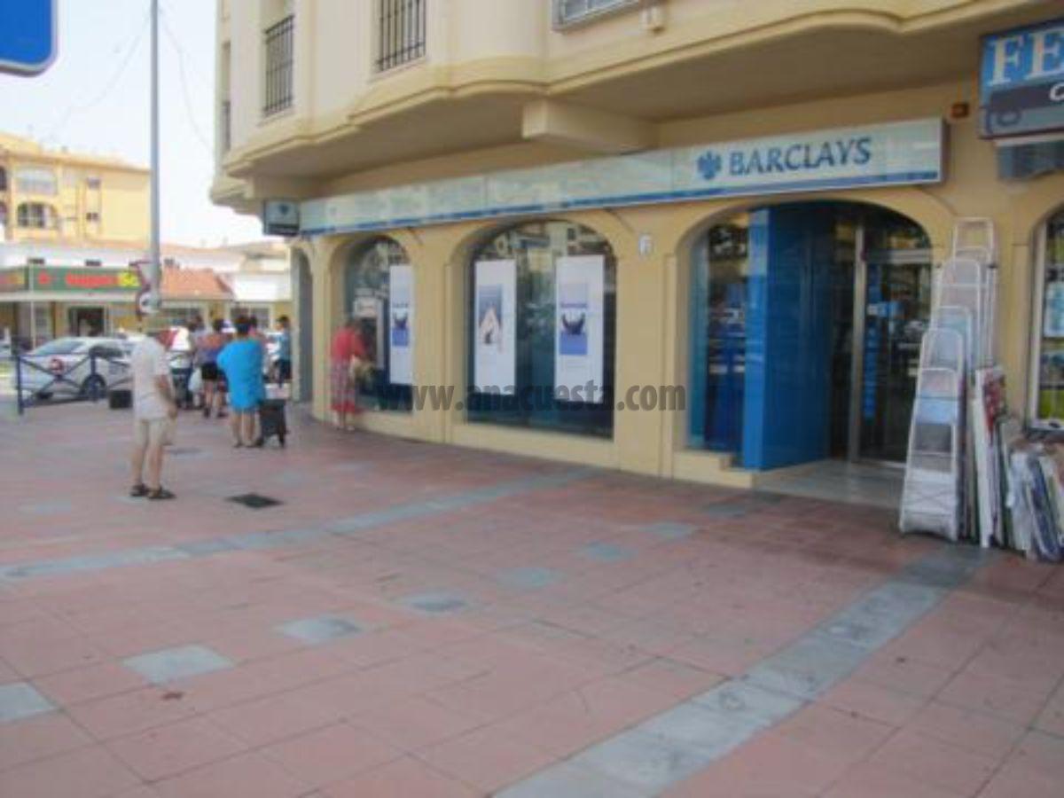 For sale of commercial in San Luis de Sabinillas