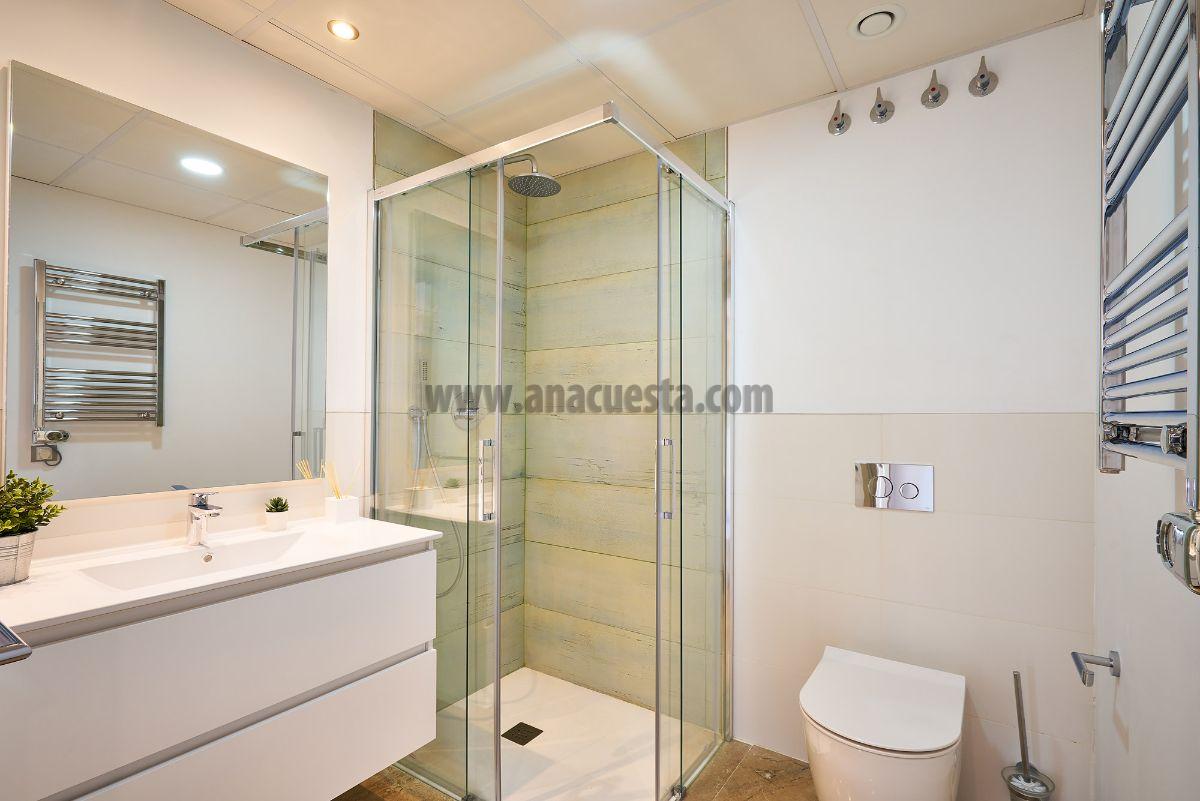 Bathroom Bathroom