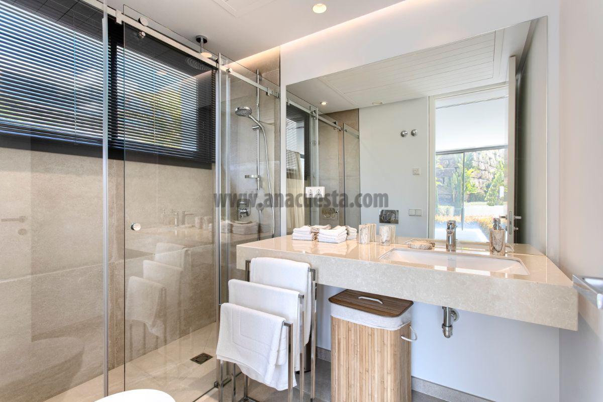 Bathroom Bathroom