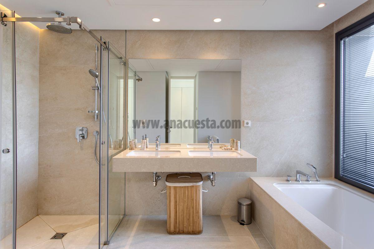Bathroom Bathroom
