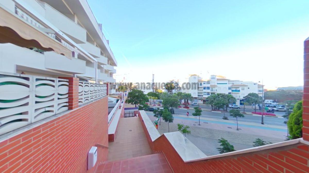 For sale of apartment in Estepona