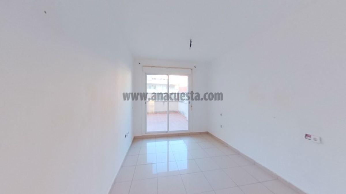 For sale of apartment in Estepona